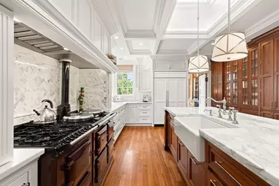 4 Cobb Avenue, Manchester by the Sea, MA 01944 - Photo 11