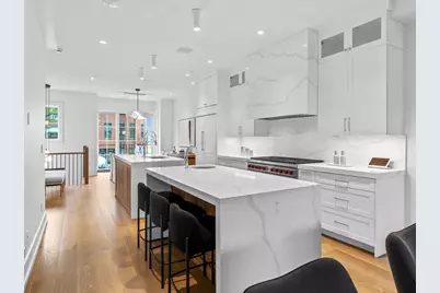 555 East Broadway #555, Boston, MA 02127 - Photo 3