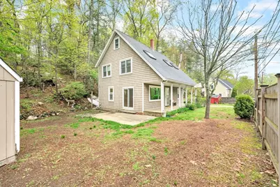 587 Essex Ave, Gloucester, MA 01930 - Photo 3