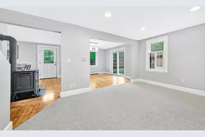 587 Essex Ave, Gloucester, MA 01930 - Photo 17