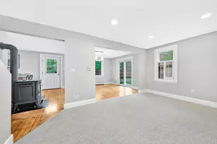 587 Essex Ave, Gloucester, MA 01930 - Photo 17