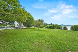 577 Grove St, Worcester, MA 01605 - Photo 35