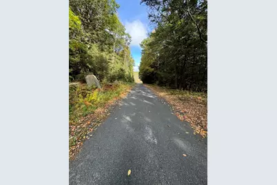 29, 31, 33 Ladd Rd, Sturbridge, MA 01566 - Photo 3