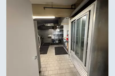 701 Orchard  Street #1, New Bedford, MA 02744 - Photo 11