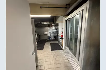 701 Orchard  Street #1, New Bedford, MA 02744 - Photo 11