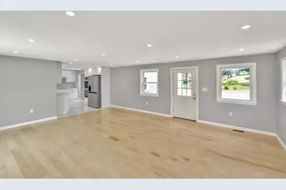 87 Summer St, Abington, MA 02351 - Photo 11