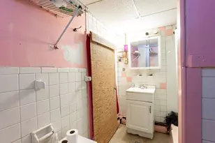 8 Everett St, Somerville, MA 02143 - Photo 35