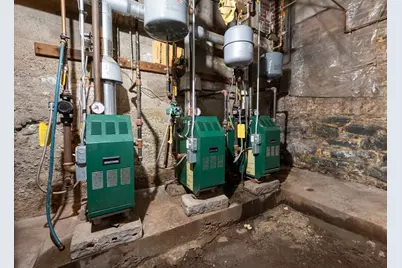 8 Everett St, Somerville, MA 02143 - Photo 39