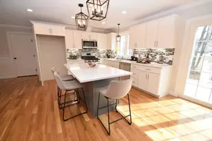 5 Clarendon Cir, Holbrook, MA 02343 - Photo 7