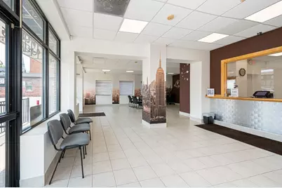 183 Appleton St, Lowell, MA 01852 - Photo 7