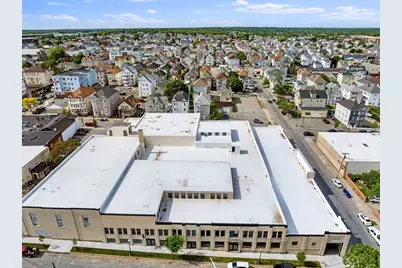 229-241 Coffin Ave #O4, New Bedford, MA 02746 - Photo 5