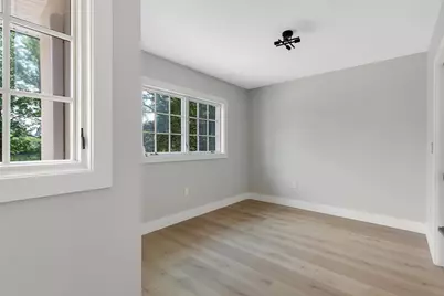 8 Crystal Street #2, Melrose, MA 02176 - Photo 9
