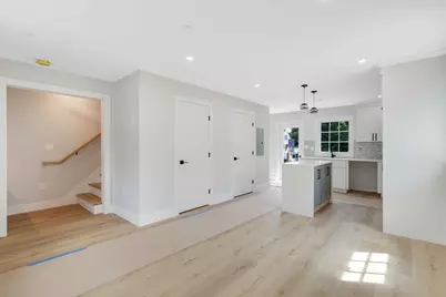 8 Crystal Street #3, Melrose, MA 02176 - Photo 9