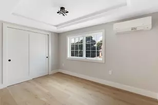 8 Crystal St, Melrose, MA 02176 - Photo 17