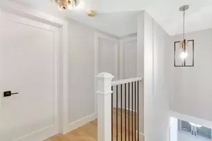 8 Crystal St, Melrose, MA 02176 - Photo 19