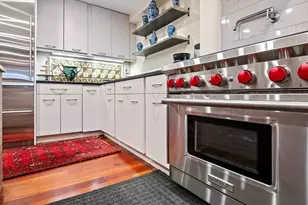 13 Winter Pl, Boston, MA 02108 - Photo 9