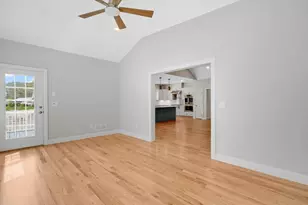 242 Brainard Rd, Enfield, CT 06082 - Photo 11