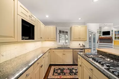18 Phillips Pond Rd #18, Natick, MA 01760 - Photo 5