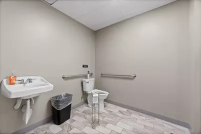 30 Millbury St, Worcester, MA 01610 - Photo 17