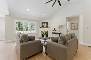 18 Nicols Wy, Easthampton, MA 01027 - Photo 5