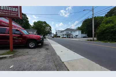 60 West St, Milford, MA 01757 - Photo 3