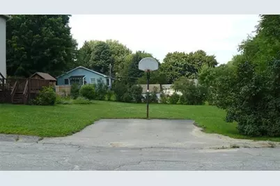 63 Harrington St #2, Southbridge, MA 01550 - Photo 15