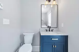 24 Jefferson St, Derry, NH 03038 - Photo 21