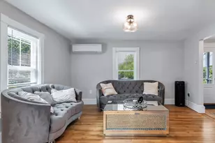 24 Jefferson St, Derry, NH 03038 - Photo 9