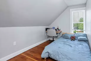 24 Jefferson St, Derry, NH 03038 - Photo 33