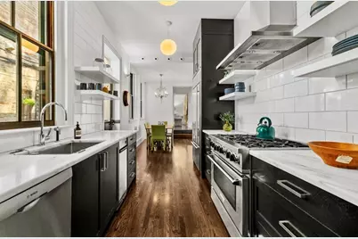 22 Joy, Boston, MA 02114 - Photo 3