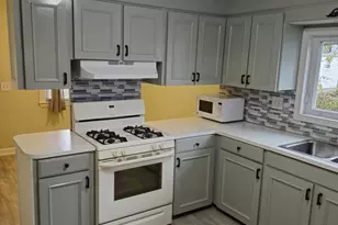 294 Clifford St, New Bedford, MA 02745 - Photo 11