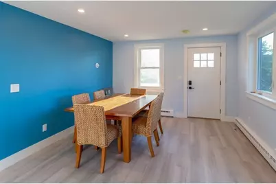 18 Beach St, Plymouth, MA 02360 - Photo 5