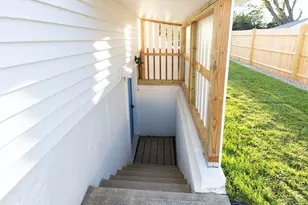 18 Beach St, Plymouth, MA 02360 - Photo 17