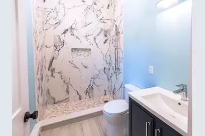 18 Beach St, Plymouth, MA 02360 - Photo 29