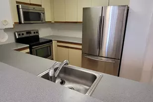 35 Walden St, Cambridge, MA 02140 - Photo 9