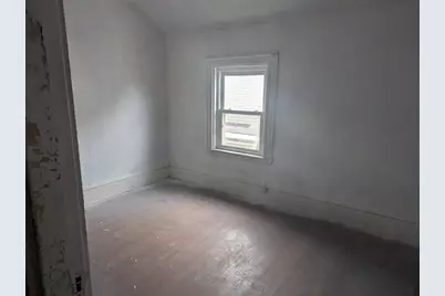 21 McLellan Street, Boston, MA 02121 - Photo 5