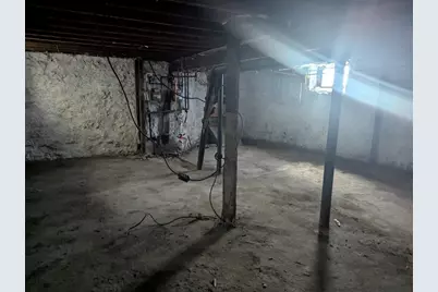 21 McLellan Street, Boston, MA 02121 - Photo 29