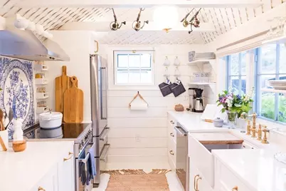 7 Bank Street, Nantucket, MA 02564 - Photo 5