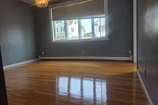 63 Oak St, Taunton, MA 02780 - Photo 5