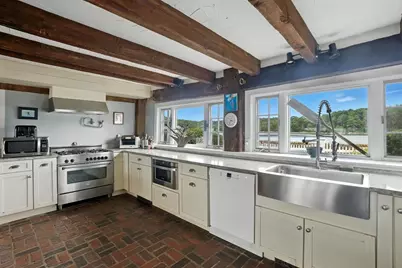 672 Washington Street, Gloucester, MA 01930 - Photo 15