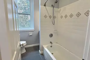 201 Thorndike St, Lowell, MA 01852 - Photo 7