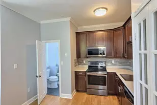 201 Thorndike St, Lowell, MA 01852 - Photo 9