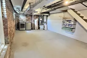 201 Thorndike St, Lowell, MA 01852 - Photo 11