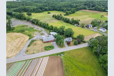 8 North St, Bridgewater, MA 02324 - Photo 27