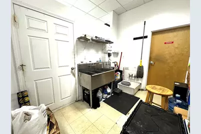 121 Galen St, Watertown, MA 02135 - Photo 19