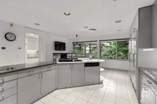 33 Aylesbury Rd, Worcester, MA 01609 - Photo 19