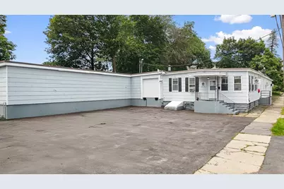 22 Laurel St, Leominster, MA 01453 - Photo 1