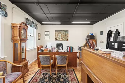 22 Laurel St, Leominster, MA 01453 - Photo 7