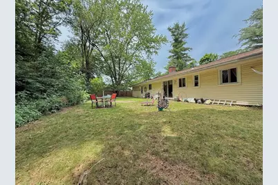 46 Barry Rd, Worcester, MA 01609 - Photo 11