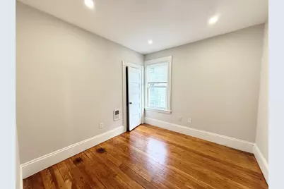 71 Saxton St #2, Boston, MA 02125 - Photo 7